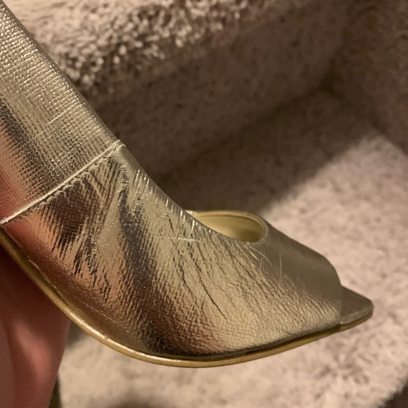 Nine West - Gold Shimmer Open Toed Heels - Picture 7 of 9